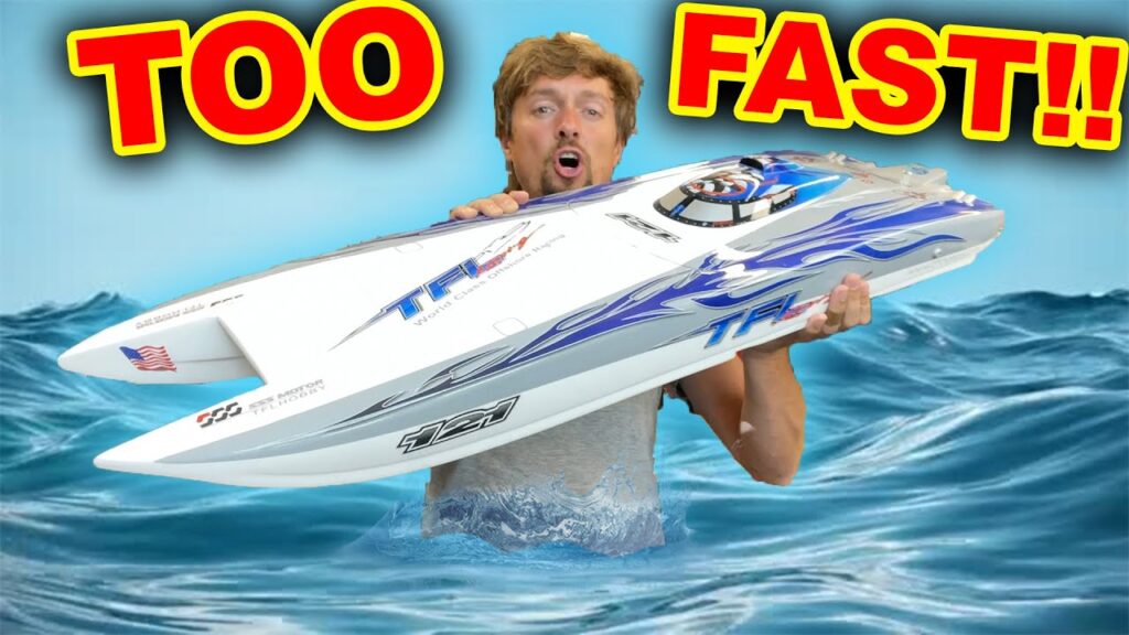 The Ill-Fated Quest for 120mph: Giant RC Boat’s Disappointing Speed Test