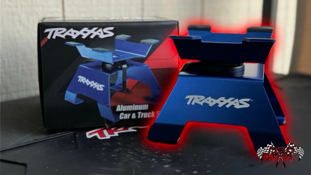 NEW Traxxas Aluminum Car & Truck Stand REVIEW