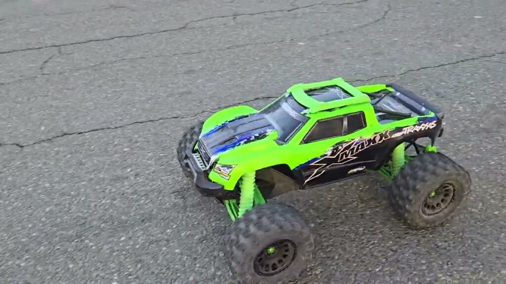 Traxxas Xmaxx 12s Beast!!!! First Test